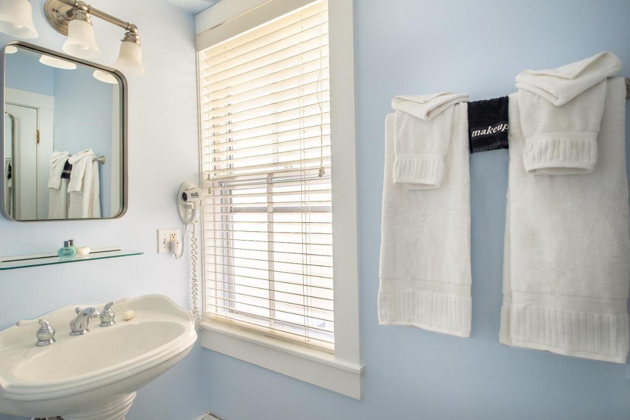 Bed and Breakfast Admiral'S Landing (Adults Only) Provincetown Exterior foto